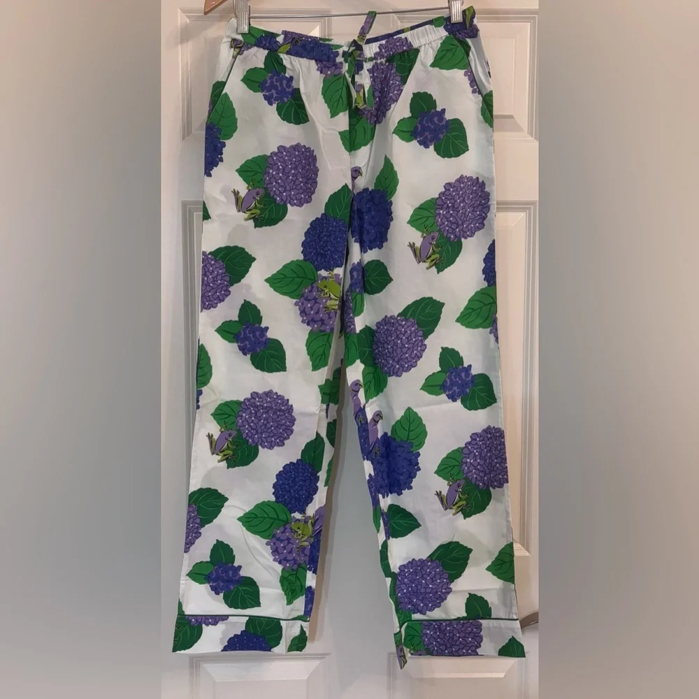 NWT Hydrangea Hideaway Pajama Pants - Picture 2 of 7